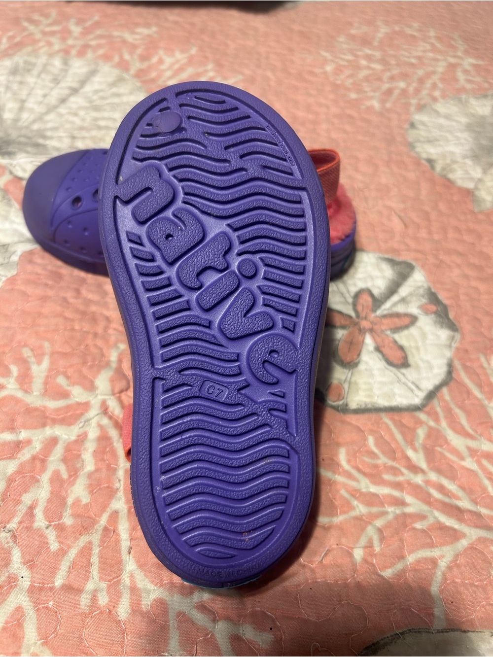 Native Kids Shoe in Purple and Pink